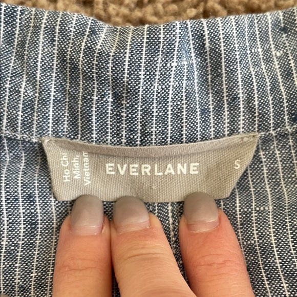 Everlane Blue Striped Linen Button-Up Shirt - Picture 2 of 3